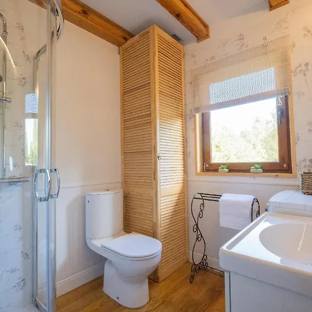 W Kratke & * Białogóra